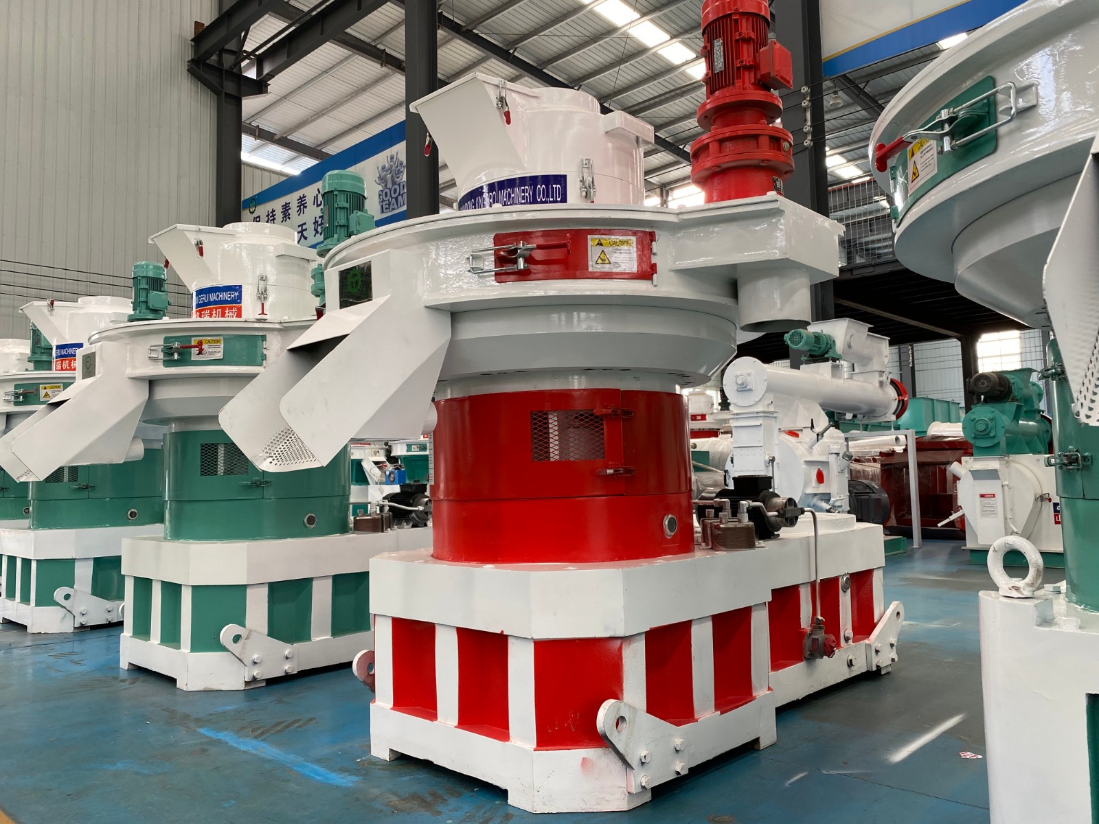 木屑秸稈顆粒機解決了秸稈焚燒的難題 木屑秸稈顆粒機解決了秸稈焚燒的難題