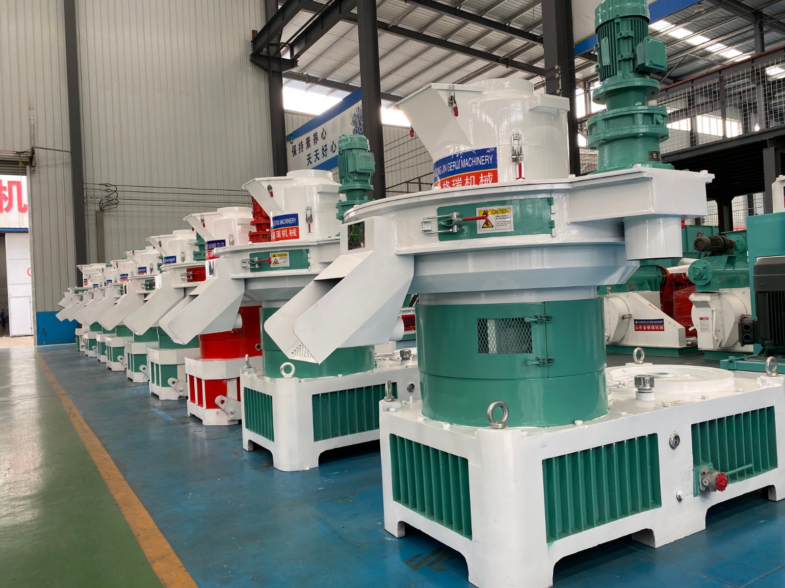 生物質(zhì)秸稈顆粒機 生物質(zhì)秸稈顆粒機