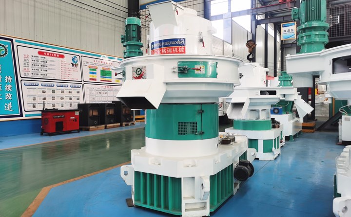 鋸末顆粒機(jī).jpg 鋸末顆粒機(jī).jpg