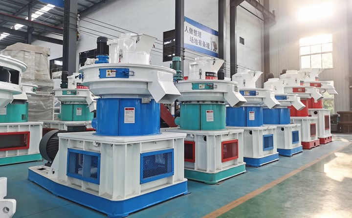 木屑制粒機(jī).jpg 木屑制粒機(jī).jpg