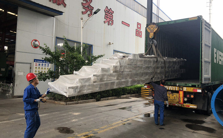 生產(chǎn)線輔助設(shè)備.jpg 生產(chǎn)線輔助設(shè)備.jpg