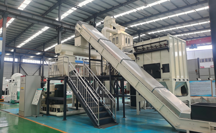 360°帶你看木屑造粒機生產(chǎn)線.jpg 360°帶你看木屑造粒機生產(chǎn)線.jpg