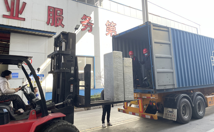 木屑顆粒機(jī)生產(chǎn)線發(fā)貨.jpg 木屑顆粒機(jī)生產(chǎn)線發(fā)貨.jpg