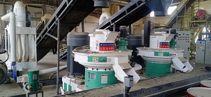 木屑顆粒機(jī).jpg 木屑顆粒機(jī).jpg