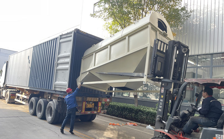 年產(chǎn)5000噸的木屑顆粒機生產(chǎn)線被發(fā)往巴基斯坦.jpg 年產(chǎn)5000噸的木屑顆粒機生產(chǎn)線被發(fā)往巴基斯坦.jpg