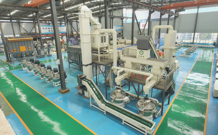 顆粒機(jī)設(shè)備 (3).jpg 顆粒機(jī)設(shè)備 (3).jpg